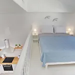 Holiday home Aerino House *